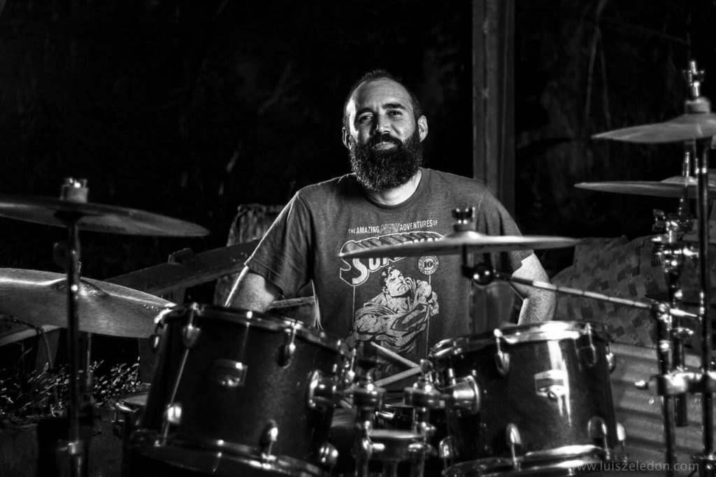 Olman: Simon Dice Rock drums